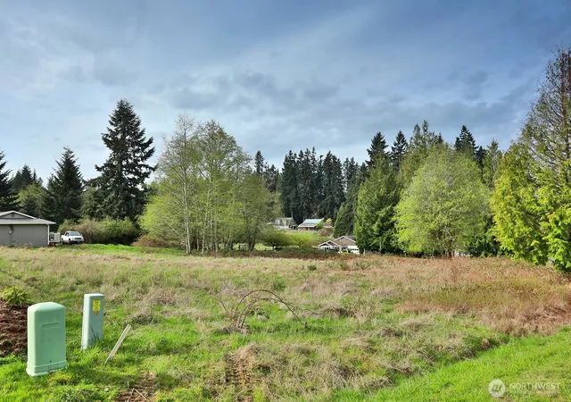 Photo 3 of Land for sale at 0 Lot 86 Skyview Dr, Clinton, WA 98236 | MLS# NWM2504464 | Listing updated on 2026-09-21