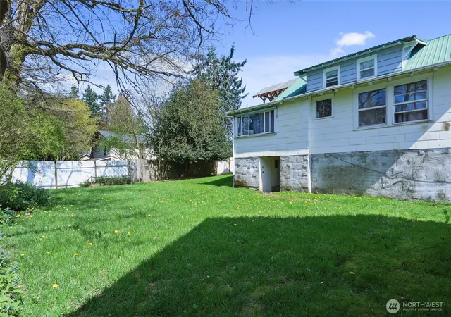 Photo 3 of Multi family home for sale at 9906 Croft St S, Tacoma, WA 98444 | MLS# NWM2504505 | Listing updated on 2026-09-21