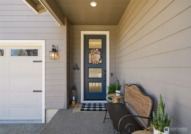 Photo 2 of Single family home for sale at 27214 Sw Yarrow Ln, Wilsonville, OR 97070 | MLS# NWM2504583 | Listing updated on 2026-09-22