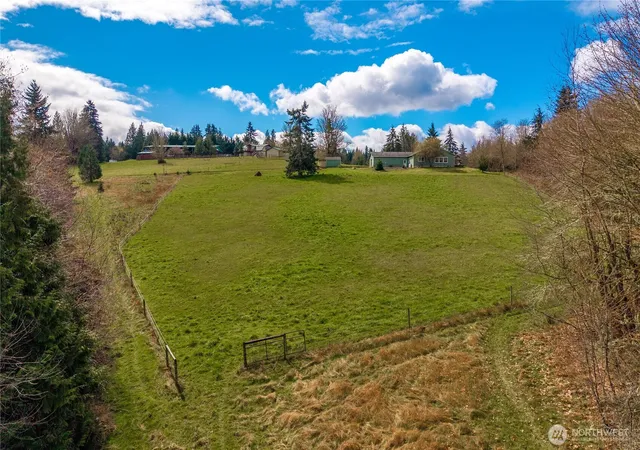 Photo 3 of Single family home for sale at 10404 210th Lane SW, Rochester, WA 98579 | MLS# NWM2504622 | Listing updated on 2026-09-29