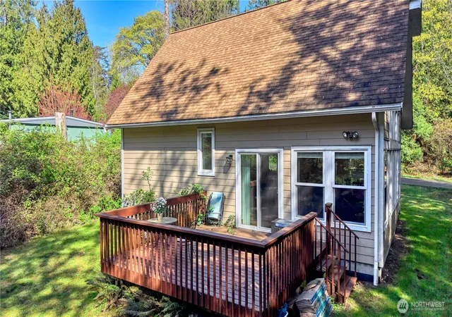 Photo 3 of Single family home for sale at 167 Northwood Dr, Point Roberts, WA 98281 | MLS# NWM2504775 | Listing updated on 2026-09-21