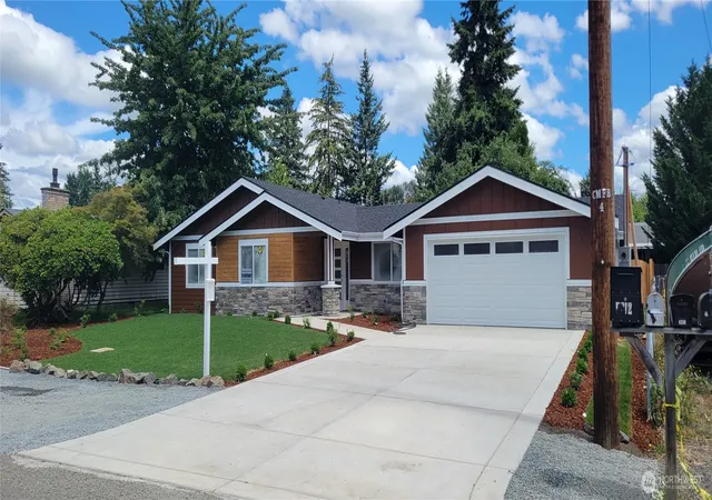 Photo 2 of Single family home for sale at 9211 61st Drive Ne, Marysville, WA 98270 | MLS# NWM2504821 | Listing updated on 2026-10-01