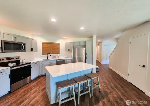 Photo 4 of House for sale at 1 Lodge 603 C, Manson, WA 98831 | MLS# NWM2504896 | Listing updated on 2026-09-21