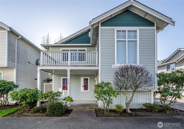 Condo for sale at 11236 3rd Avenue E, Tacoma, WA 98445 | MLS# NWM2505012