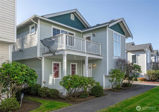 Photo 2 of Condo for sale at 11236 3rd Avenue E, Tacoma, WA 98445 | MLS# NWM2505012 | Listing updated on 2026-09-21