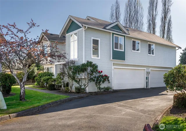 Photo 3 of Condo for sale at 11236 3rd Avenue E, Tacoma, WA 98445 | MLS# NWM2505012 | Listing updated on 2026-09-21
