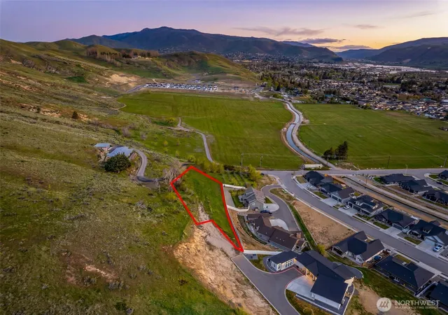 Photo 1 of Land for sale at 935 Silas Ln, Wenatchee, WA 98801 | MLS# NWM2505014 | Listing updated on 2026-09-21