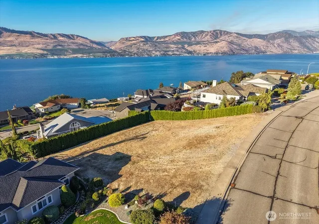 Photo 3 of Land for sale at 109 Apple Ave, Chelan, WA 98816 | MLS# NWM2505043 | Listing updated on 2026-09-21