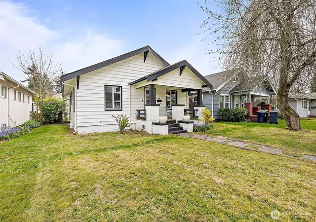 Photo 3 of Single family home for sale at 4515 Pacific Ave, Tacoma, WA 98418 | MLS# NWM2505060 | Listing updated on 2026-09-21