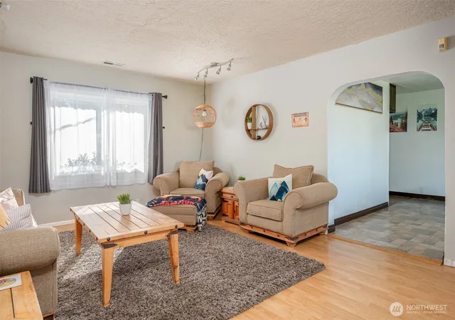 Photo 3 of Sale Pending at 137 Aden St SW, Castle Rock, WA 98611 | MLS# NWM2505079 | Listing updated on 2026-09-25