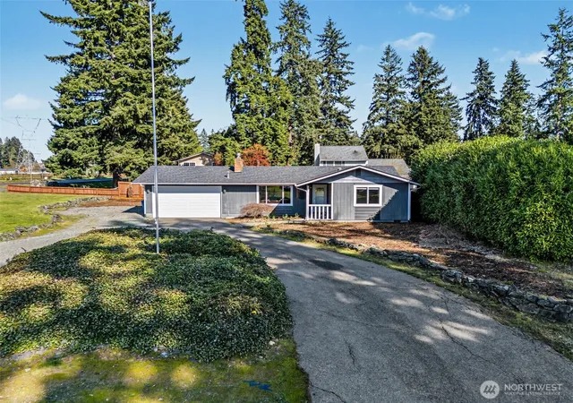 Photo 2 of Single family home for sale at 12211 109th Avenue Ct E, Puyallup, WA 98374 | MLS# NWM2505237 | Listing updated on 2026-09-28