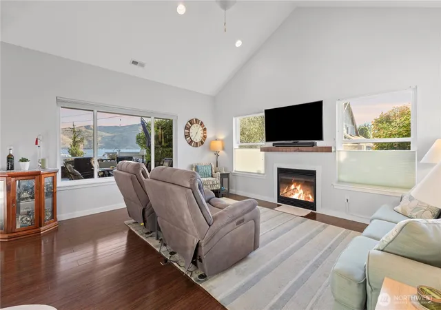 Photo 4 of Single family home for sale at 11 Lizzie Ln, Manson, WA 98831 | MLS# NWM2505383 | Listing updated on 2026-09-21