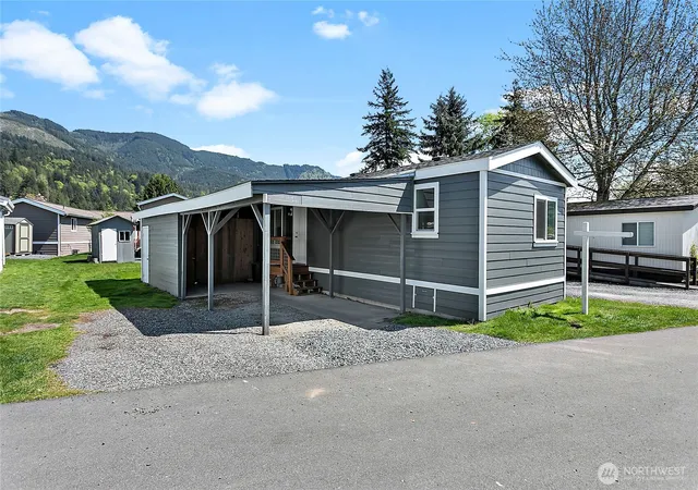 Photo 1 of Manufactured home for sale at 921 Autumn Ln #243, Bellingham, WA 98229 | MLS# NWM2505397 | Listing updated on 2026-09-21