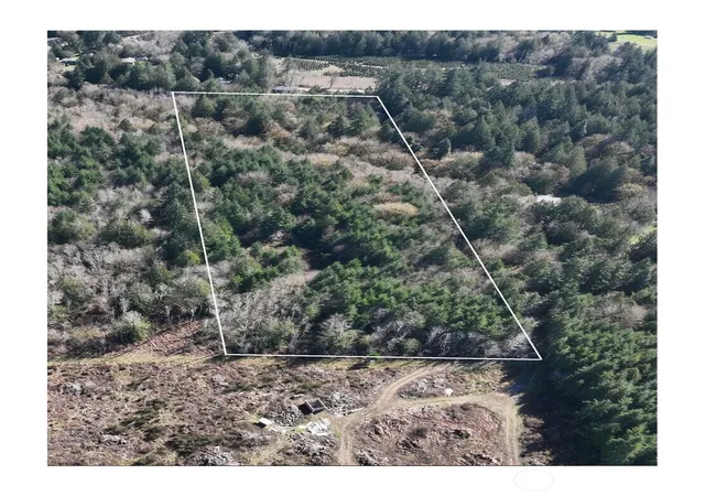 Photo 2 of Land for sale at 11 E Libby Rd, Shelton, WA 98584 | MLS# NWM2505398 | Listing updated on 2026-09-21