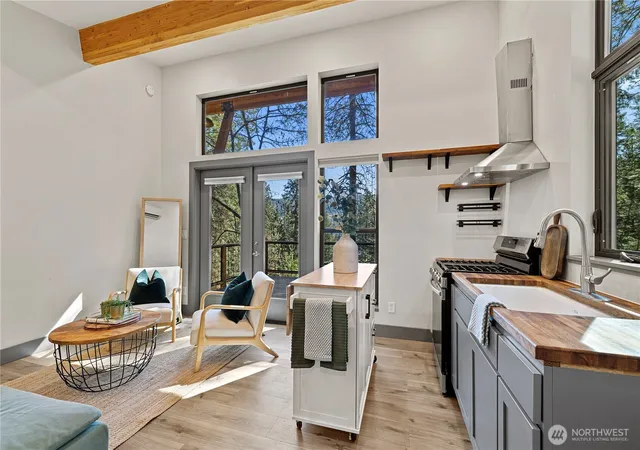 Photo 4 of Single family home for sale at 8056 Bayne Rd, Leavenworth, WA 98826 | MLS# NWM2505459 | Listing updated on 2026-09-21