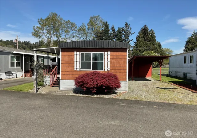 Photo 2 of Manufactured home for sale at 5629 113th Avenue E #64, Puyallup, WA 98372 | MLS# NWM2505640 | Listing updated on 2026-09-20
