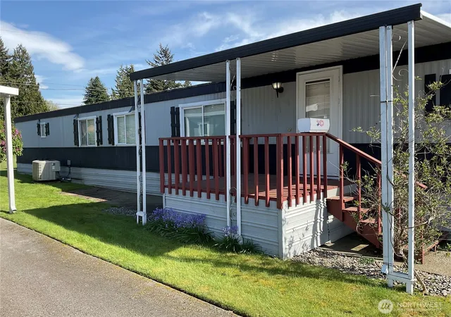 Photo 3 of Manufactured home for sale at 5629 113th Avenue E #64, Puyallup, WA 98372 | MLS# NWM2505640 | Listing updated on 2026-09-20