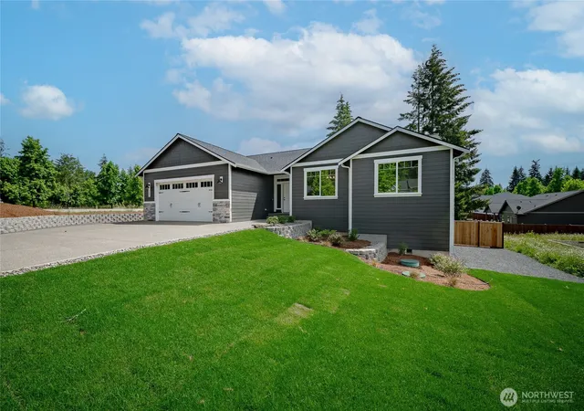 Photo 2 of Single family home for sale at 103 Sequoia Ln, Onalaska, WA 98570 | MLS# NWM2505703 | Listing updated on 2026-09-21