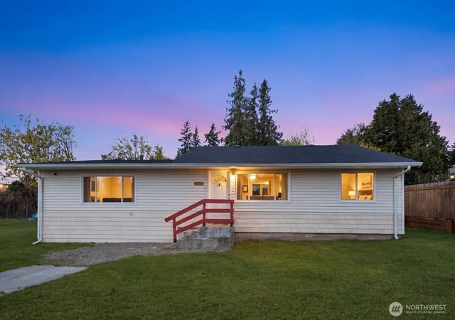 Photo 1 of Single family home for sale at 3206 S 221st Street, Sea Tac, WA 98198 | MLS# NWM2505743 | Listing updated on 2026-09-21