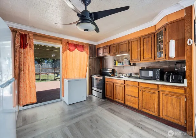 Photo 3 of Single family home for sale at 3206 S 221st Street, Sea Tac, WA 98198 | MLS# NWM2505743 | Listing updated on 2026-09-21