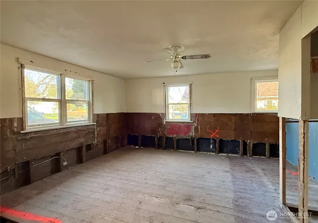 Photo 3 of Sale Pending at 315 N 1st Street, Dayton, WA 99328 | MLS# NWM2505779 | Listing updated on 2026-09-21