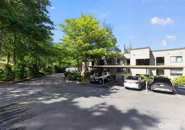 Photo 3 of Condo for sale at 4895 76th Street Sw #D701, Mukilteo, WA 98275 | MLS# NWM2505918 | Listing updated on 2026-09-21
