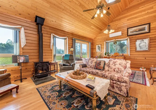 Photo 4 of Single family home for sale at 1688 Finn Hall Rd, Port Angeles, WA 98362 | MLS# NWM2506029 | Listing updated on 2026-09-21