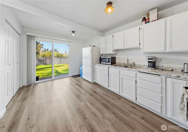 Photo 4 of Single family home for sale at 6505 Stewart Ave E, Puyallup, WA 98371 | MLS# NWM2506205 | Listing updated on 2026-09-21