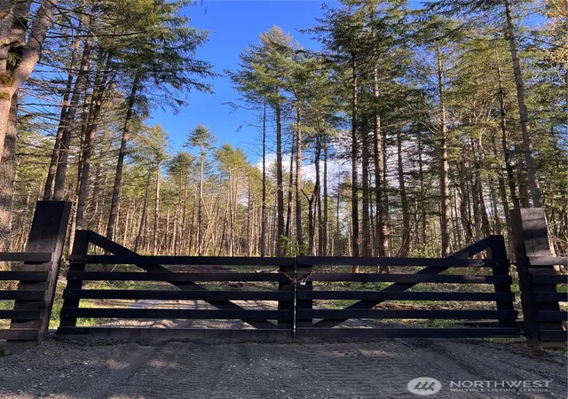 Photo 2 of Sale Pending at 18311 Shenandoah Ln Se, Yelm, WA 98597 | MLS# NWM2506218 | Listing updated on 2026-09-25