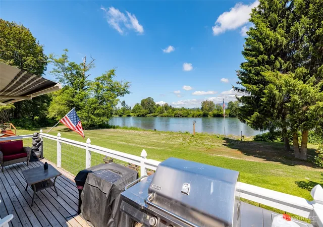 Photo 3 of Single family home for sale at 24401 S Skagit Hwy, Sedro Woolley, WA 98284 | MLS# NWM2506258 | Listing updated on 2026-10-01