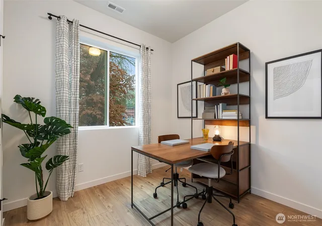 Photo 4 of Townhouse for sale at 1152 129th Court NE, Bellevue, WA 98005 | MLS# NWM2506283 | Listing updated on 2026-10-02