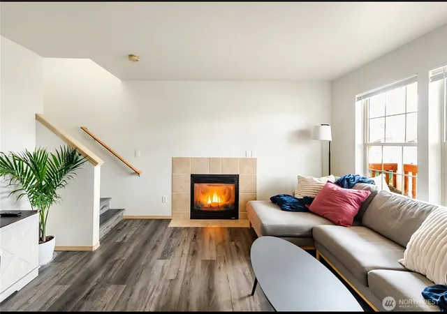 Photo 3 of Single family home for sale at 10047 17th Avenue SW, Seattle, WA 98146 | MLS# NWM2506287 | Listing updated on 2026-10-02