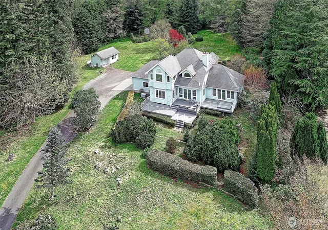 Photo 4 of Single family home for sale at 4193 S Camano Dr, Camano Island, WA 98282 | MLS# NWM2506294 | Listing updated on 2026-09-21
