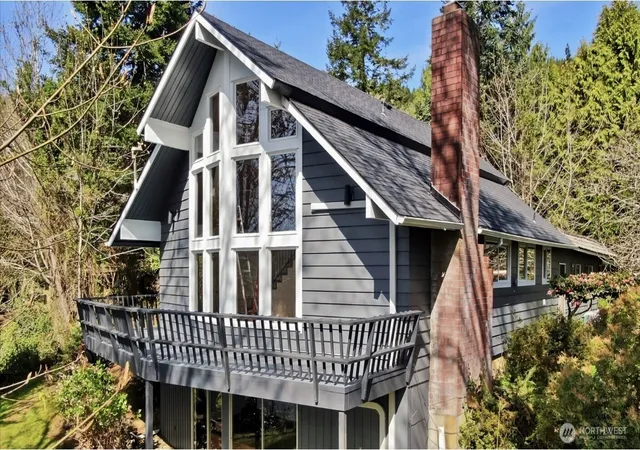 Photo 1 of Single family home for sale at 182 State Route 105, Raymond, WA 98577 | MLS# NWM2506348 | Listing updated on 2026-09-30