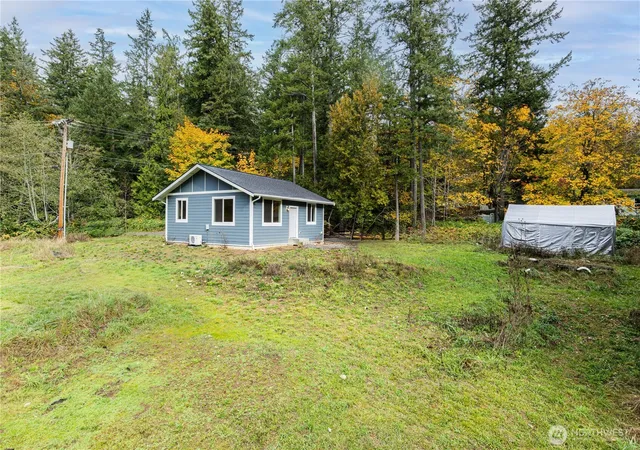 Photo 3 of Sale Pending at 161 Oak St, Quilcene, WA 98376 | MLS# NWM2506353 | Listing updated on 2026-10-03