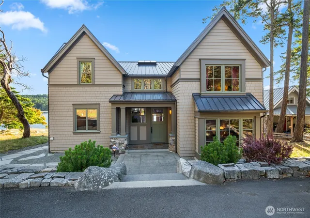 Photo 4 of Single family home for sale at 745 Cape Dr, Friday Harbor, WA 98250 | MLS# NWM2506381 | Listing updated on 2026-09-30