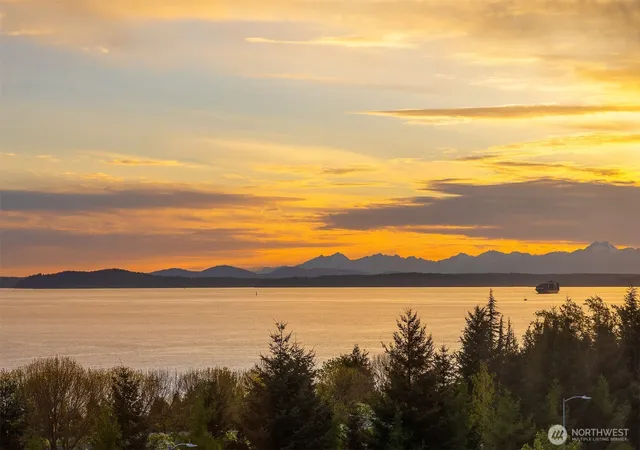 Photo 2 of Condo for sale at 2929 1st Avenue #308, Seattle, WA 98121 | MLS# NWM2506452 | Listing updated on 2026-09-21