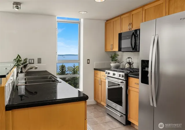 Photo 3 of Condo for sale at 2929 1st Avenue #308, Seattle, WA 98121 | MLS# NWM2506452 | Listing updated on 2026-09-21