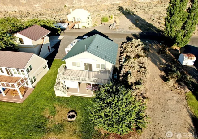 Photo 3 of Single family home for sale at 312 SW River Dr, Quincy, WA 98848 | MLS# NWM2506598 | Listing updated on 2026-09-21