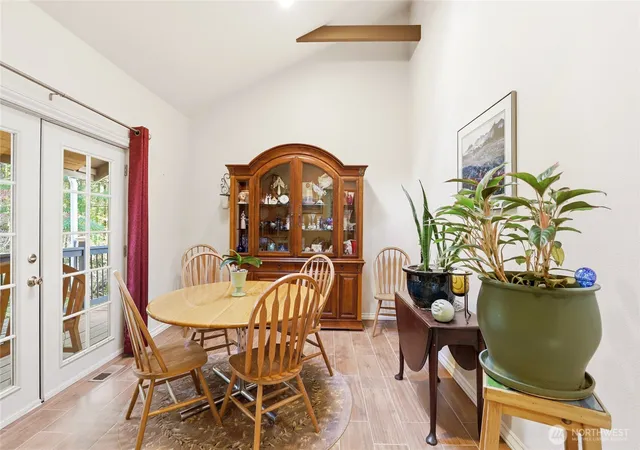 Photo 3 of Single family home for sale at 21 E Michelle Ct, Union, WA 98592 | MLS# NWM2506613 | Listing updated on 2026-09-21