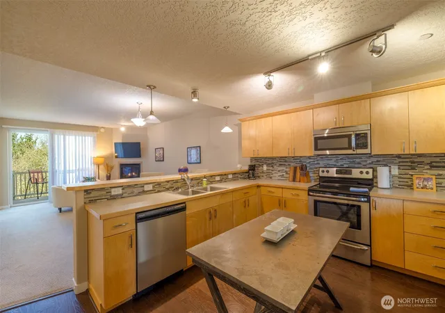 Photo 1 of Condo for sale at 262 Oyhut Bay Blvd Sw #305, Ocean Shores, WA 98569 | MLS# NWM2506621 | Listing updated on 2026-09-29