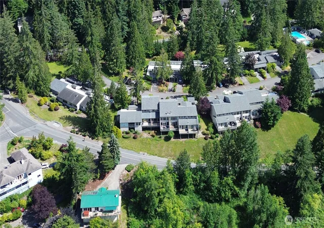 Photo 3 of Condo for sale at 1 Lake Louise Dr #31, Bellingham, WA 98229 | MLS# NWM2506649 | Listing updated on 2026-09-28