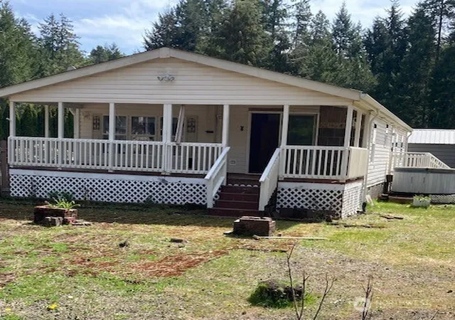 Photo 1 of Single family home for sale at 301 N Chinook Dr, Hoodsport, WA 98548 | MLS# NWM2506702 | Listing updated on 2026-09-23
