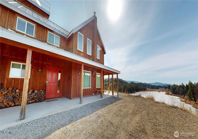 Photo 3 of Single family home for sale at 17 Teal Lake Rd N, Oroville, WA 98844 | MLS# NWM2506732 | Listing updated on 2026-09-21