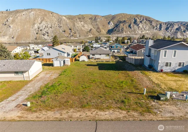 Photo 2 of Land for sale at 185 E Entiat Dr, Orondo, WA 98843 | MLS# NWM2506793 | Listing updated on 2026-09-21