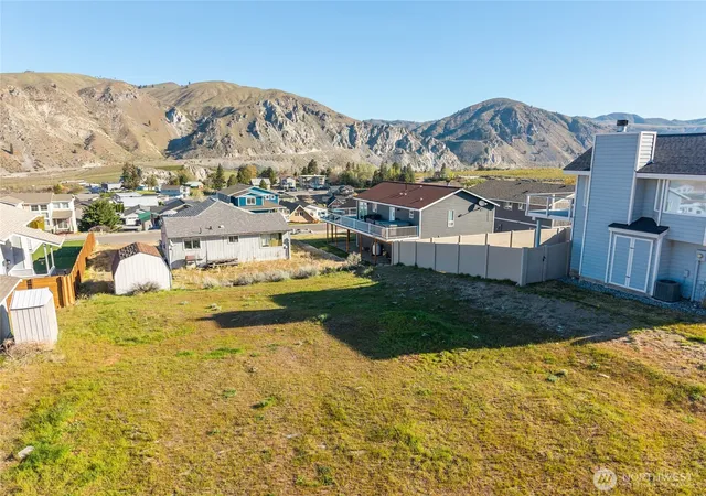 Photo 4 of Land for sale at 185 E Entiat Dr, Orondo, WA 98843 | MLS# NWM2506793 | Listing updated on 2026-09-21
