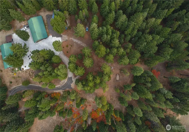 Photo 4 of Single family home for sale at 570 Sweetbriar Ln, Leavenworth, WA 98826 | MLS# NWM2506849 | Listing updated on 2026-09-24
