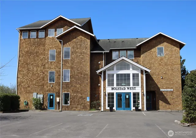 Photo 1 of Condo for sale at 205 Bolstad Ave W #302, Long Beach, WA 98631 | MLS# NWM2506990 | Listing updated on 2026-09-21