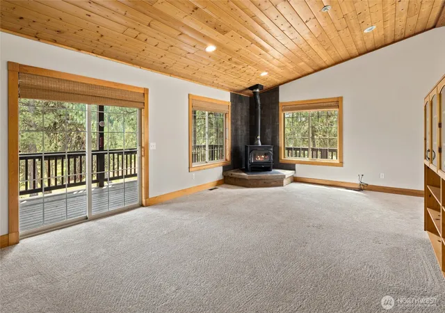 Photo 3 of Single family home for sale at 960 Forest Grv, Cle Elum, WA 98922 | MLS# NWM2507018 | Listing updated on 2026-09-21