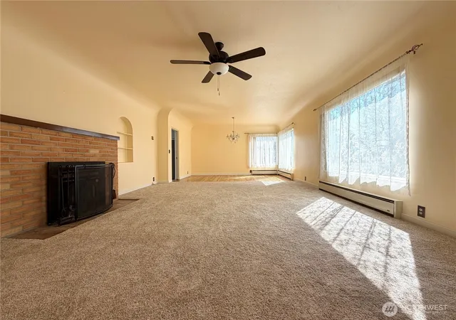 Photo 4 of Single family home for sale at 31644 Highway 97, Tonasket, WA 98855 | MLS# NWM2507079 | Listing updated on 2026-09-21